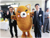 ���O�͉������|�_�Ƌ����g�����T